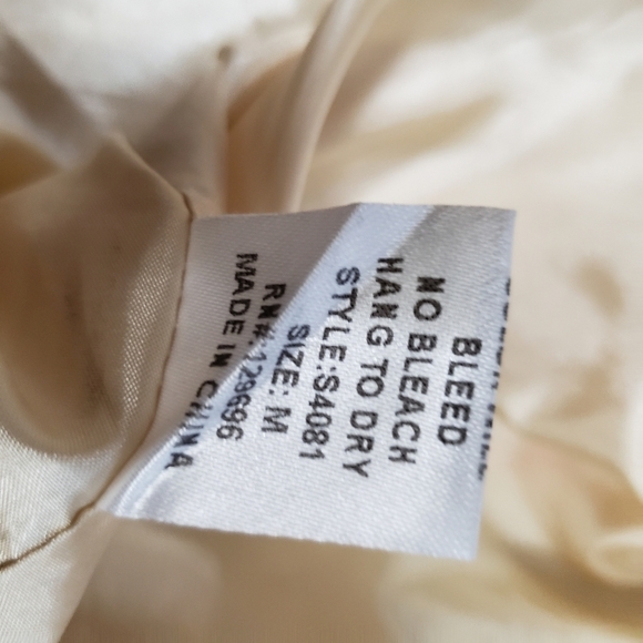 Jun & Ivy pleated Metallic gold & bright coral Skirt Size Medium - Picture 13 of 16